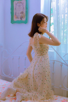 完美护士的不轨行为